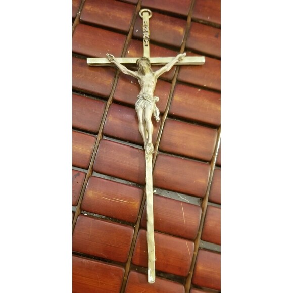 Vintage Hand Painted Brass Crucifix Cross Wall Hanging 9"x4" - Picture 1 of 4